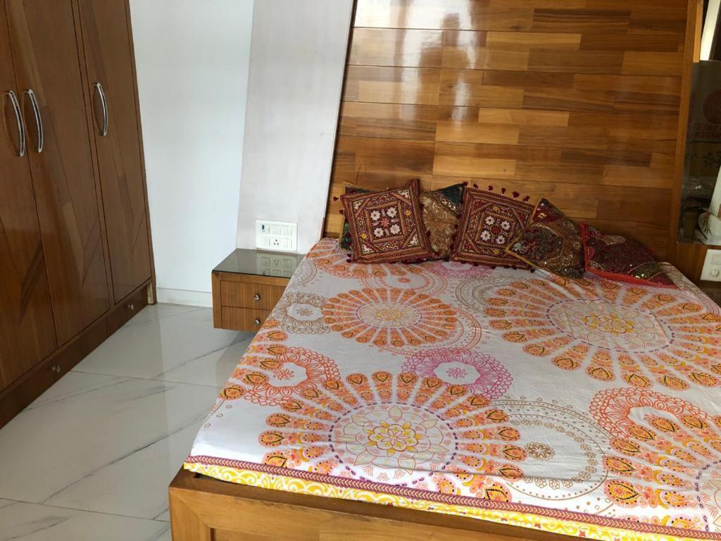 The Royal Luxury Homestay *